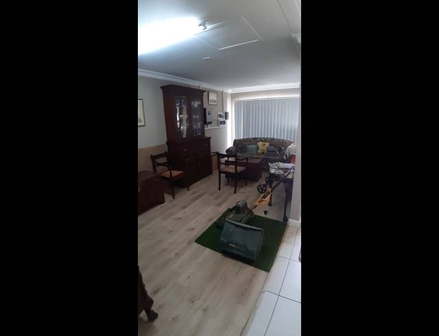 2 BEDROOM TOWNHOUSE FOR SALE IN GROENKLOOF RETIREMENT VILLAGE